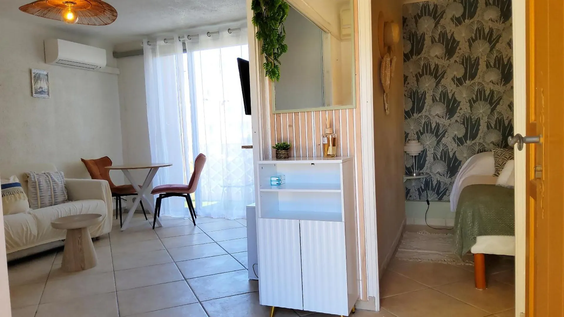 30M2 - Clim - Wifi - 100M Des Plages Fréjus 0*,